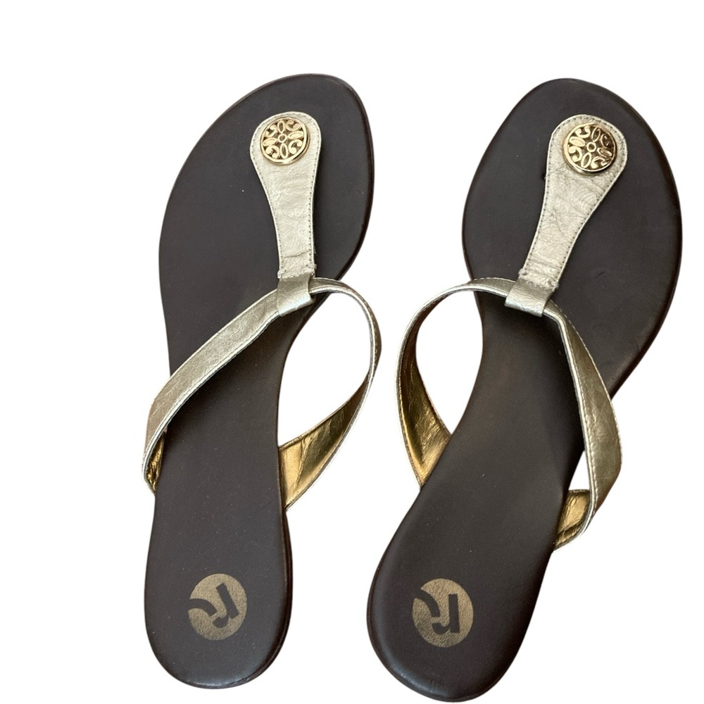 REPORT GOLD METALLIC FLIP-FLOPS/ SANDALS- Sz 9